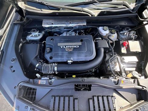 Certified 2025 Cadillac XT4 Premium Luxury image 29