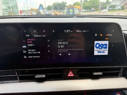 Certified 2024 Kia Sportage EX FWD image 12