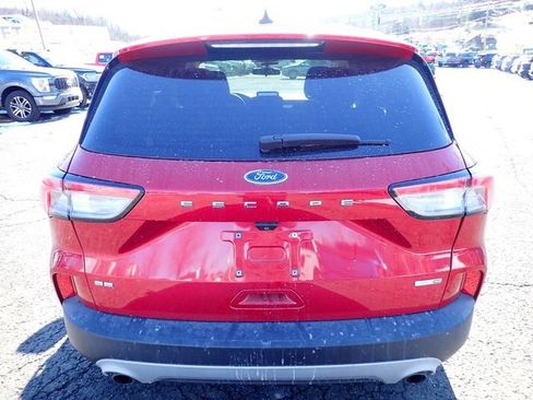 Used 2020 Ford Escape SE image 7
