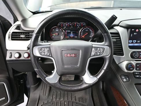Used 2016 GMC Yukon SLT w/ Premium Edition AWD/4WD image 34