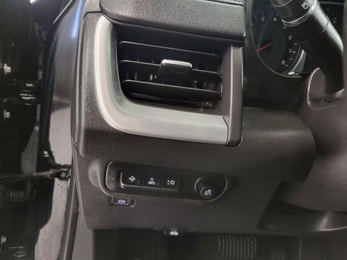 Used 2022 GMC Terrain SLT w/ Infotainment Package II image 10