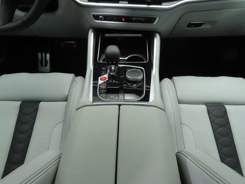 Used 2026 BMW X6 M Competition w/ Executive Package image 16