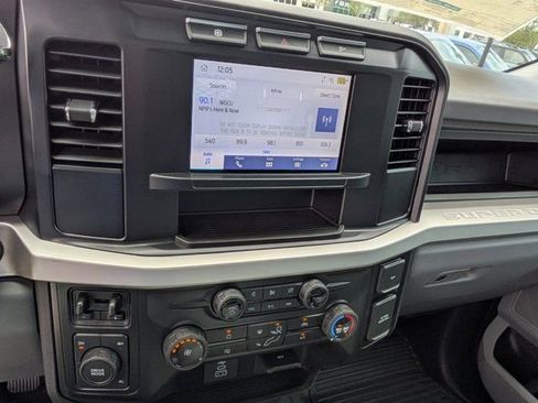 Used 2024 Ford F550 4x4 Regular Cab Super Duty image 24