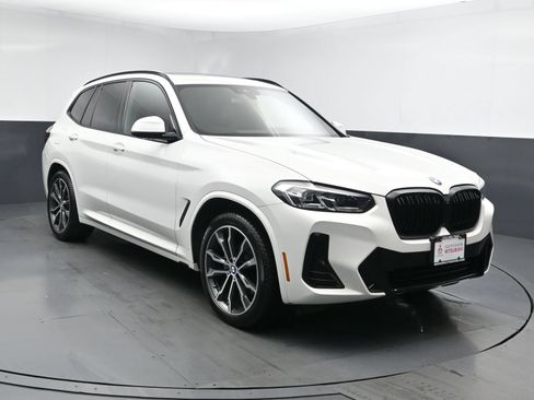 Used 2022 BMW X3 xDrive30i w/ M Sport Package 2 AWD/4WD image 2