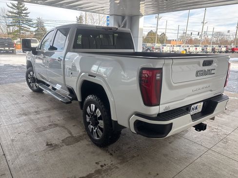 Used 2025 GMC Sierra 2500 Denali w/ Technology Package image 4