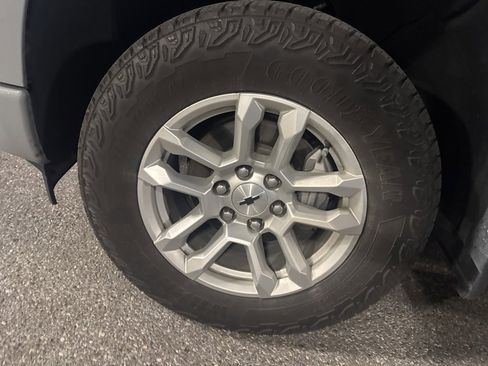 Used 2024 Chevrolet Silverado 1500 RST image 12