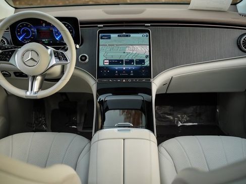 Used 2023 Mercedes-Benz EQE 350+ SUV w/ AMG Line Exterior Package image 20