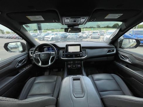 Used 2024 Chevrolet Tahoe Z71 w/ Luxury Package AWD/4WD image 20