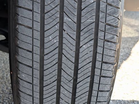 Certified 2025 Ford Escape ST-Line FWD image 28