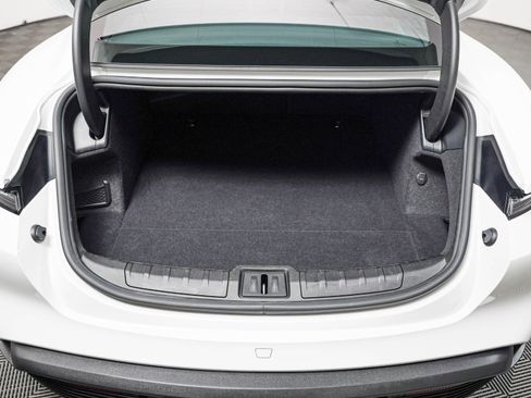 Certified 2024 Porsche Taycan w/ Premium Package RWD image 25