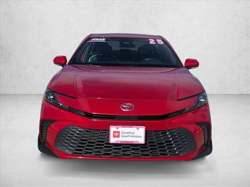 Certified 2025 Toyota Camry SE image 2