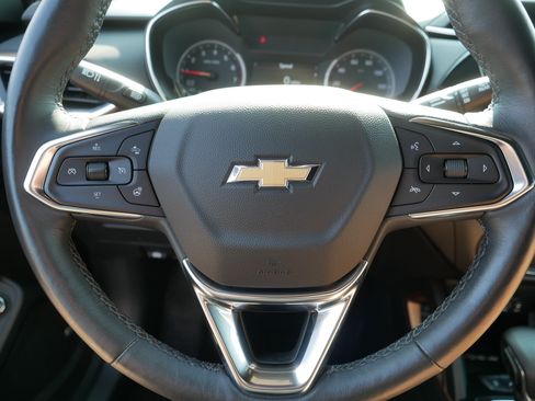 Used 2023 Chevrolet TrailBlazer ACTIV w/ Sun and Liftgate Package AWD/4WD image 25