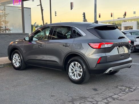 Used 2021 Ford Escape SE AWD/4WD image 8