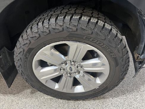 Used 2018 Ford F150 XLT w/ Equipment Group 301A Mid RWD image 28