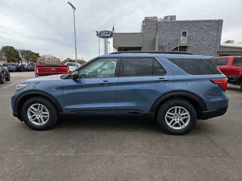 New 2026 Ford Explorer Active w/ Active Comfort Package image 7