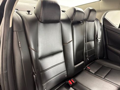 Used 2021 Nissan Sentra SR w/ SR Premium Package FWD image 23