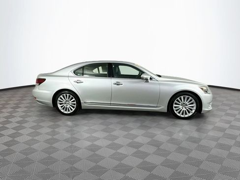 Used 2014 Lexus LS 460 AWD w/ Comfort Package image 11