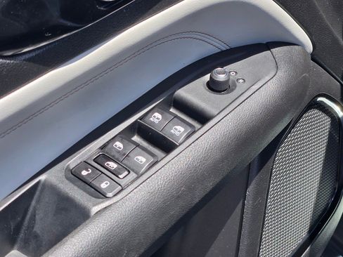 Used 2025 Jeep Compass Limited AWD/4WD image 21