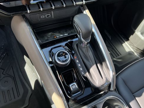 New 2026 GMC Canyon Denali AWD/4WD image 32