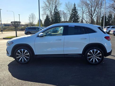 Used 2021 Mercedes-Benz GLA 250 4MATIC image 3