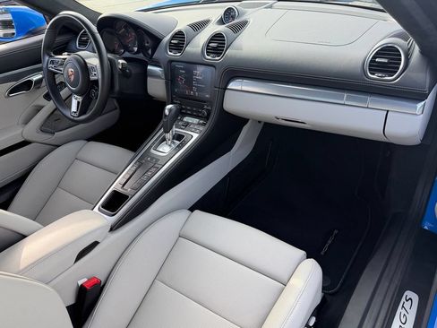 Used 2025 Porsche 718 Cayman GTS RWD image 16