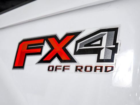 Used 2020 Ford F350 Lariat w/ Lariat Value Package image 44