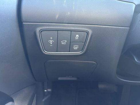 Certified 2024 Hyundai Tucson Limited AWD/4WD image 31