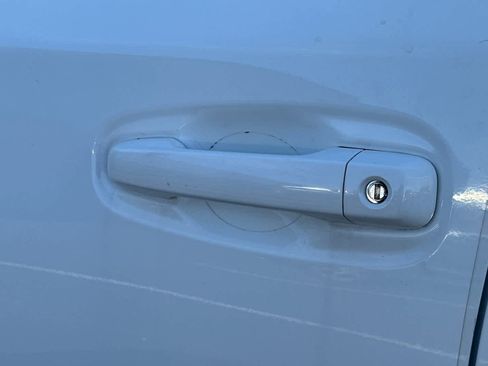 Used 2019 Toyota 4Runner SR5 Premium AWD/4WD image 19