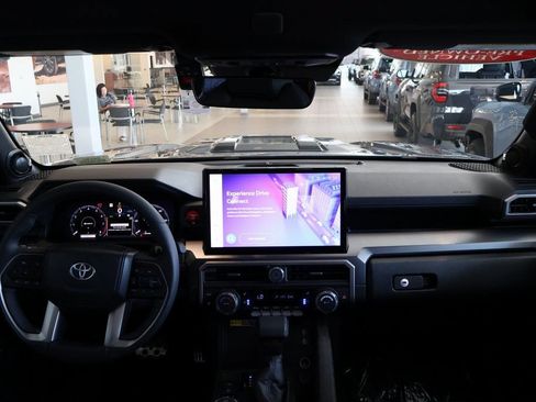 Used 2026 Toyota 4Runner TRD Sport Premium AWD/4WD image 5