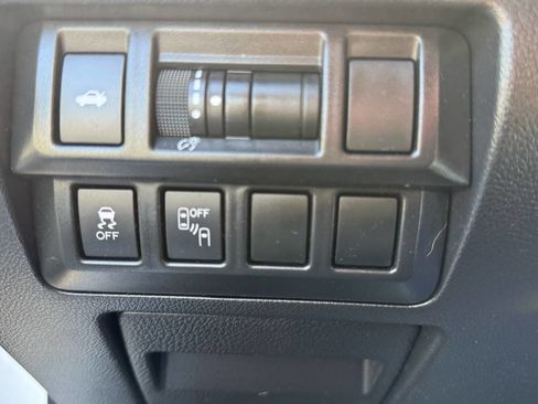 Used 2018 Subaru Legacy 2.5i Limited w/ Popular Package #2A image 25