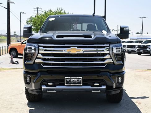New 2026 Chevrolet Silverado 2500 High Country w/ Technology Package AWD/4WD image 2