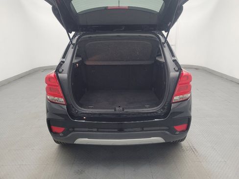 Used 2020 Chevrolet Trax LT w/ Redline Edition FWD image 29