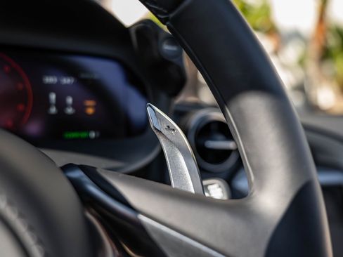 Used 2024 McLaren 750S image 12