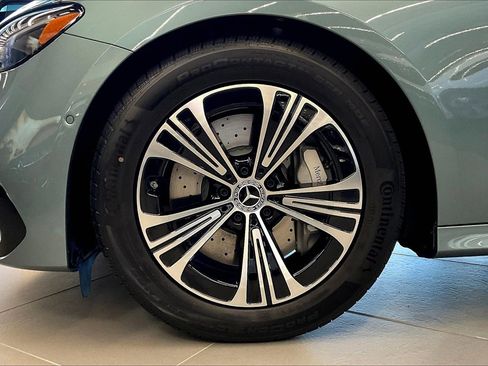 New 2026 Mercedes-Benz E 450 4MATIC Sedan image 9