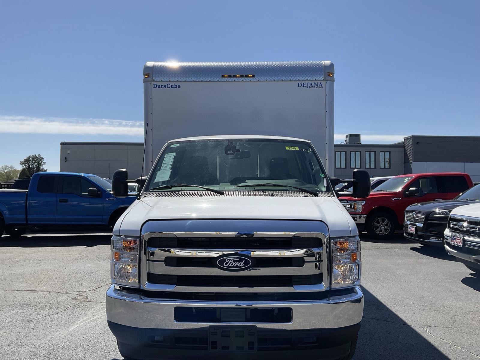 New 2027 Ford E-350 and Econoline 350 Super Duty w/ Power Equipment Group RWD image 2