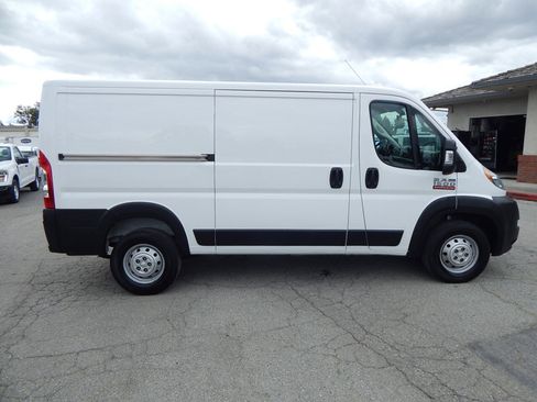Used 2018 RAM ProMaster 1500 FWD image 9