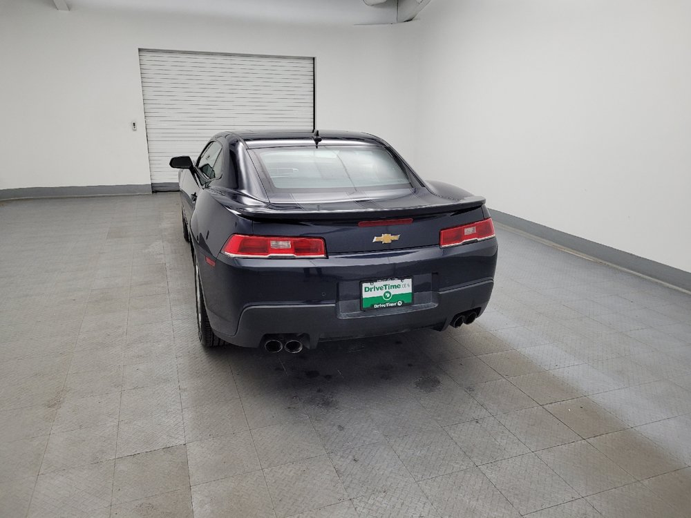 Used 2015 Chevrolet Camaro LT RWD image 6