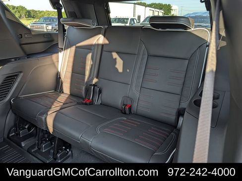 New 2026 GMC Yukon AT4 Ultimate w/ LPO, Floor Liner Package AWD/4WD image 29