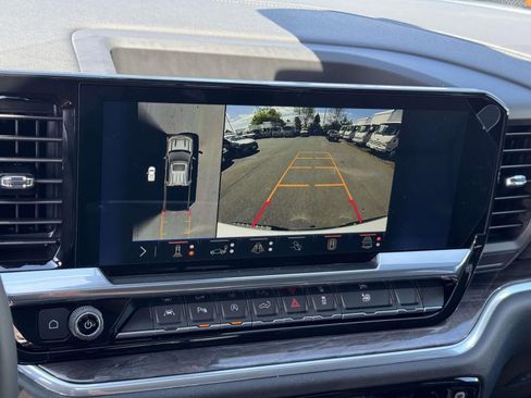 New 2026 Chevrolet Silverado 1500 LTZ w/ LTZ Premium Package AWD/4WD image 11