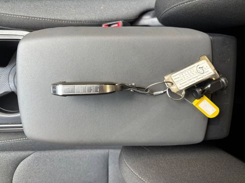 Used 2025 Kia K4 LXS FWD image 21