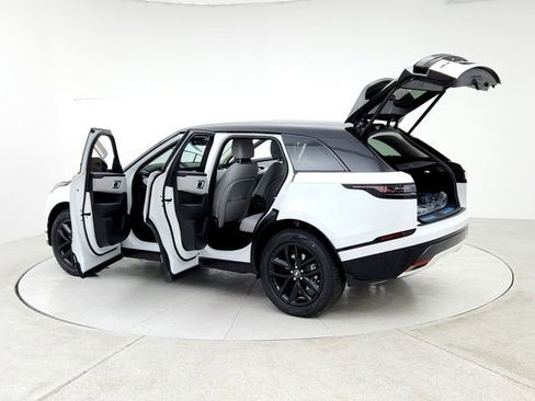 New 2025 Land Rover Range Rover Velar Dynamic SE image 12
