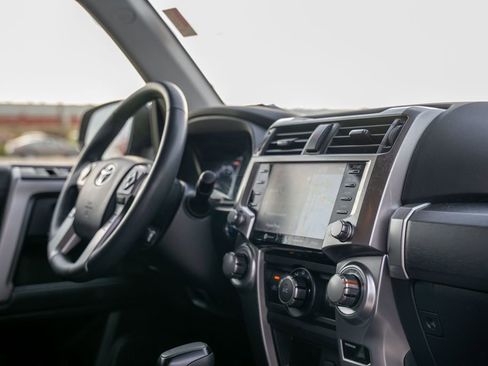 Used 2022 Toyota 4Runner TRD Sport image 10