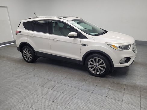 Used 2018 Ford Escape Titanium FWD image 11