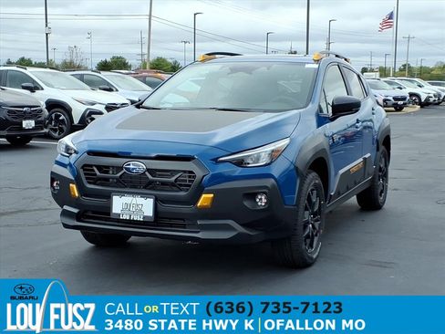 Certified 2025 Subaru Crosstrek 2.5i Wilderness image 2