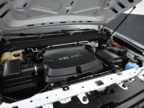 Used 2015 Chevrolet Colorado W/T w/ WT Convenience Package image 10