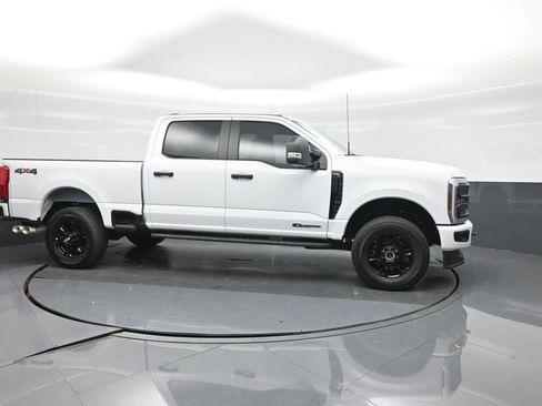 Certified 2026 Ford F250 XL w/ STX Appearance Package AWD/4WD image 9