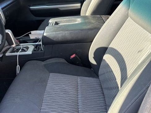 Used 2014 Toyota Tundra SR5 image 7