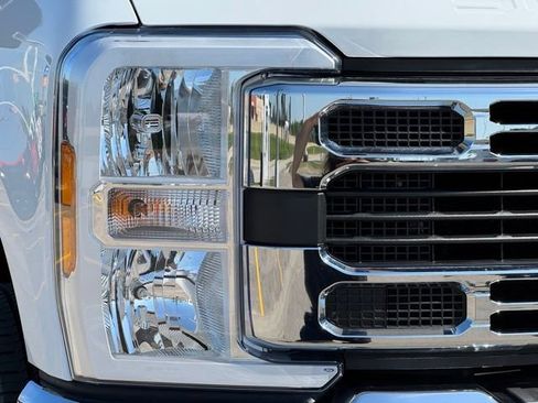 Certified 2024 Ford F250 XLT w/ 360-Degree Camera Package AWD/4WD image 35