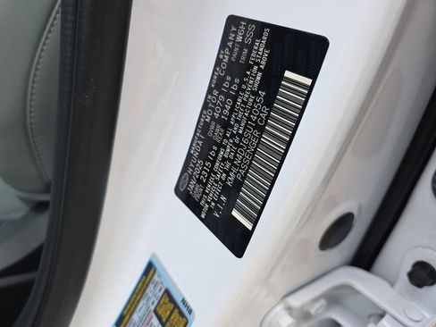 Used 2025 Hyundai Elantra Limited FWD image 48