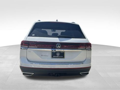 New 2026 Volkswagen Atlas SE FWD image 4